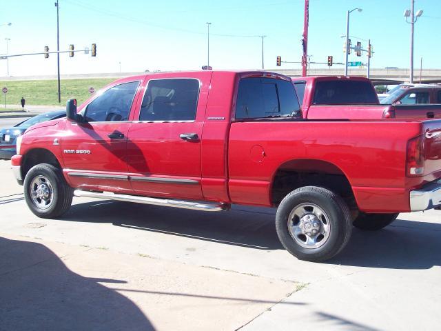Dodge Ram 3500 2006 photo 3