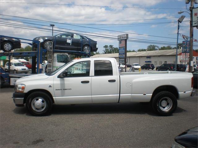 Dodge Ram 3500 2006 photo 3