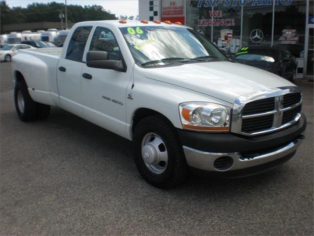 Dodge Ram 3500 2006 photo 4