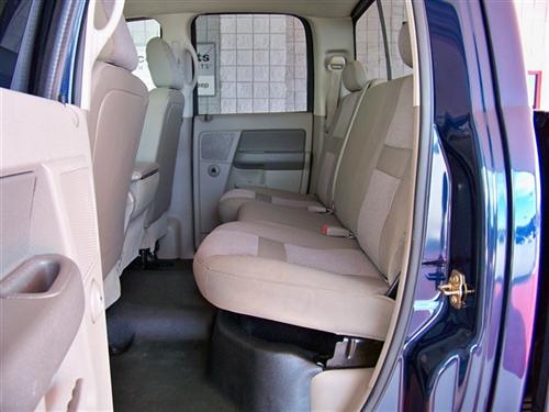 Dodge Ram 3500 2006 photo 2