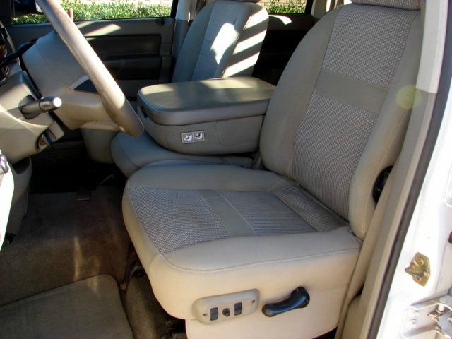 Dodge Ram 3500 2006 photo 3