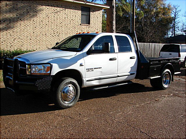 Dodge Ram 3500 2006 photo 4