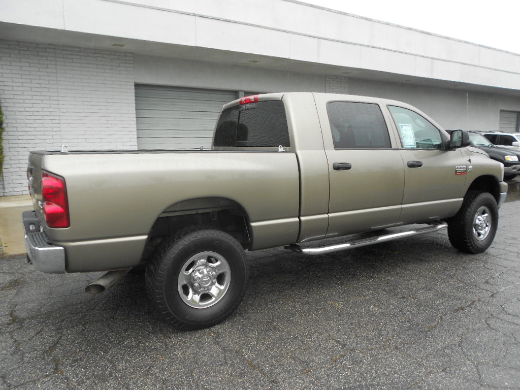 Dodge Ram 3500 2007 photo 2
