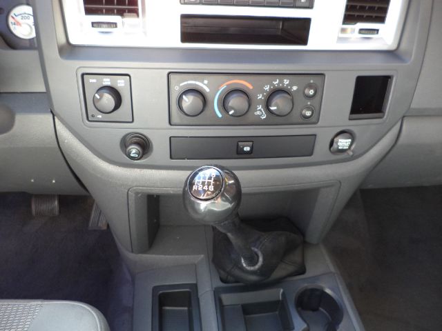 Dodge Ram 3500 2007 photo 2