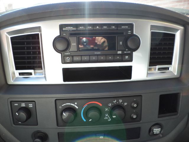 Dodge Ram 3500 2007 photo 9