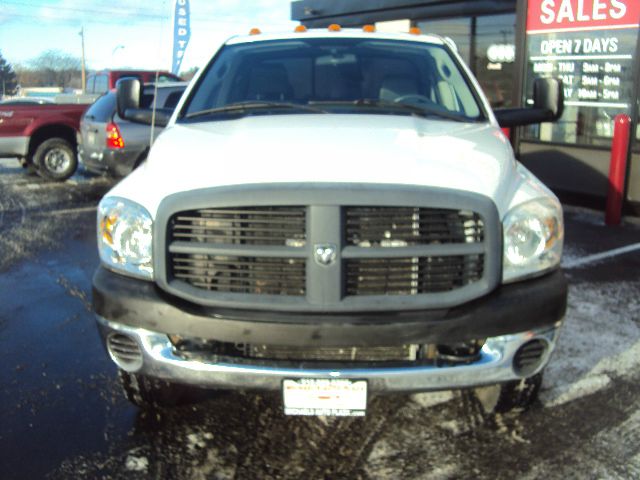 Dodge Ram 3500 2007 photo 2