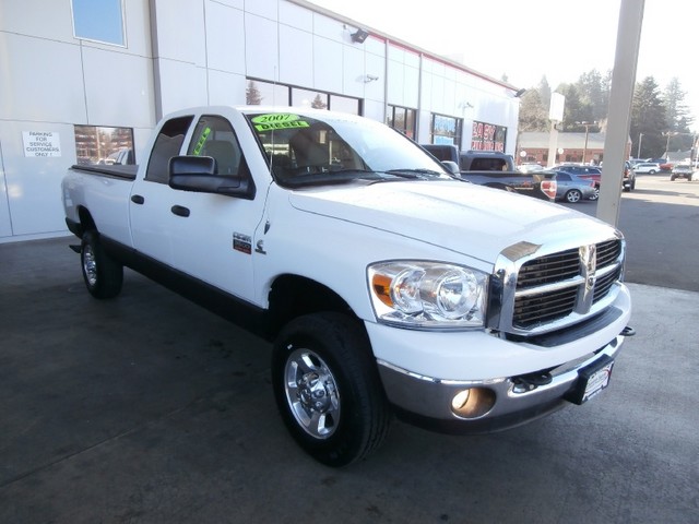 Dodge Ram 3500 2007 photo 2