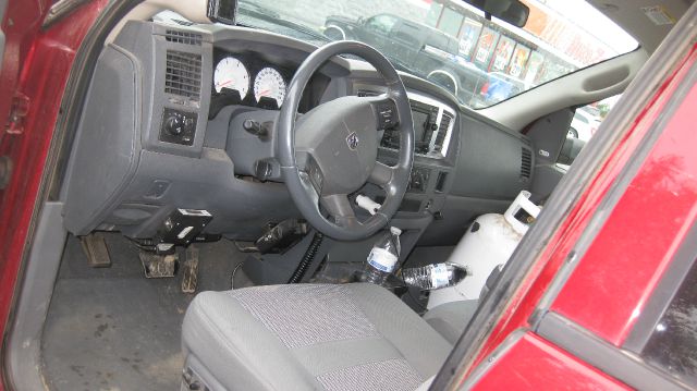 Dodge Ram 3500 2WD Double Cab Standard Bed 5.7L V8 (SE) Truck Pickup Truck