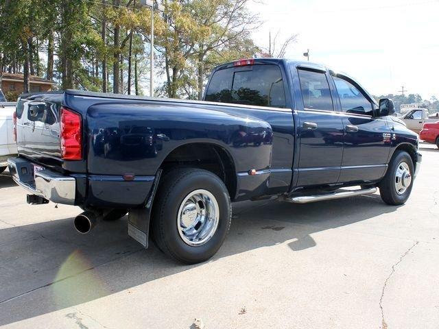 Dodge Ram 3500 SLT Pickup