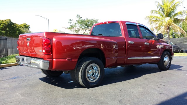Dodge Ram 3500 3.0si Coupe Pickup Truck