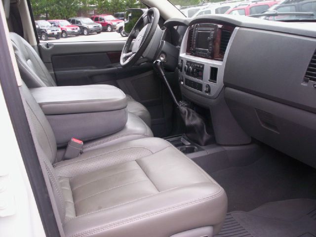 Dodge Ram 3500 4dr Sdn I4 ES Pickup Truck