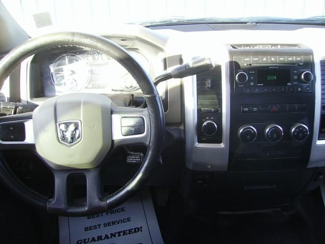 Dodge Ram 3500 2010 photo 3