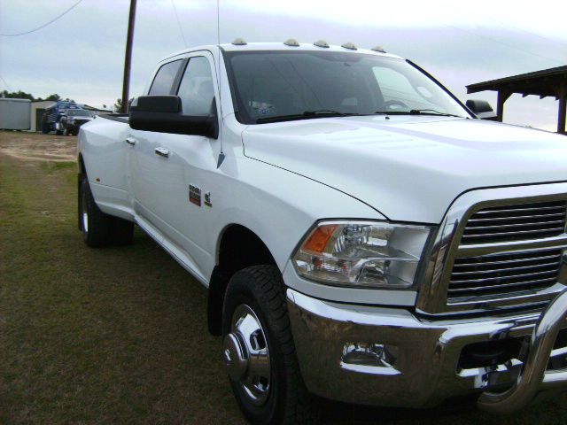 Dodge Ram 3500 2010 photo 1