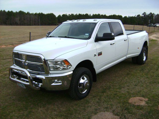 Dodge Ram 3500 2010 photo 3