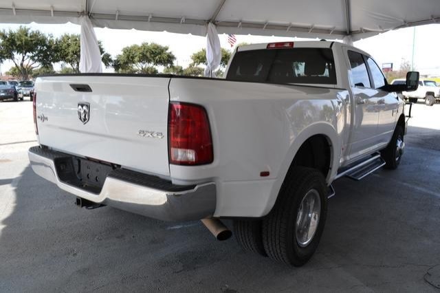 Dodge Ram 3500 2011 photo 4