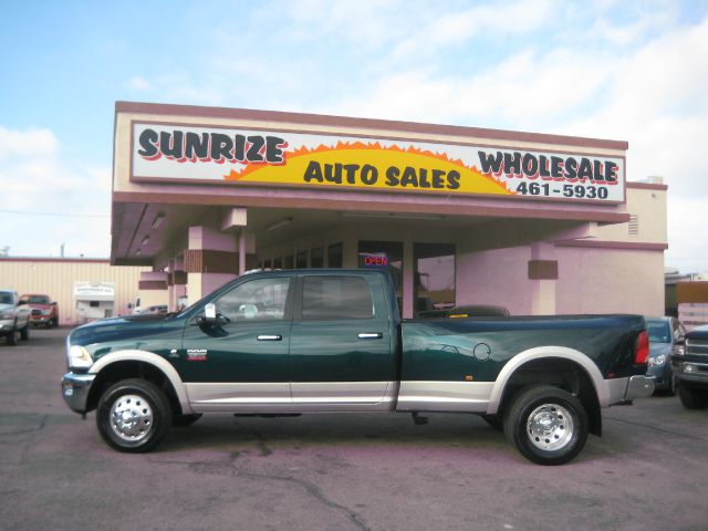 Dodge Ram 3500 2011 photo 2