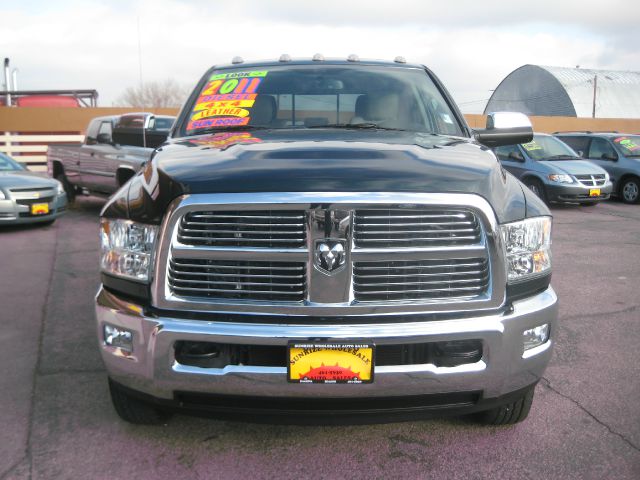 Dodge Ram 3500 2011 photo 3