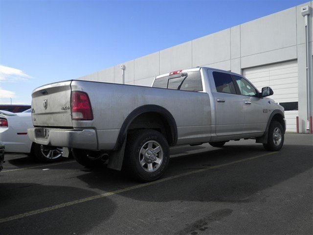 Dodge Ram 3500 SLT Unspecified