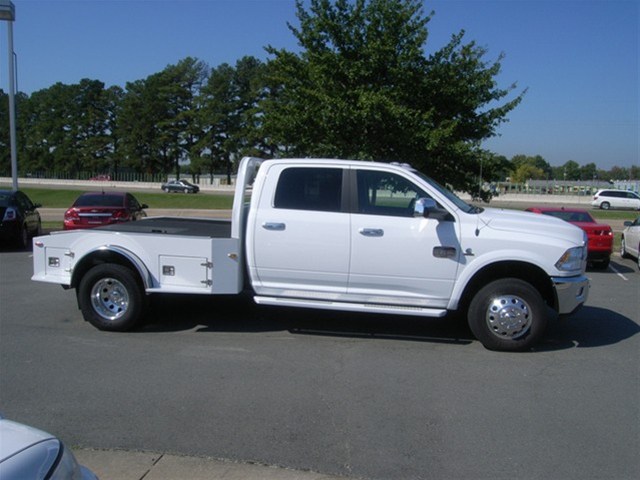 Dodge Ram 3500 2011 photo 4