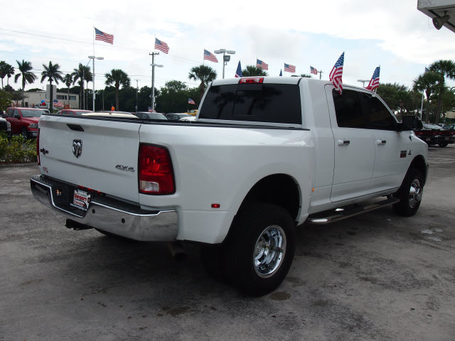 Dodge Ram 3500 2011 photo 5