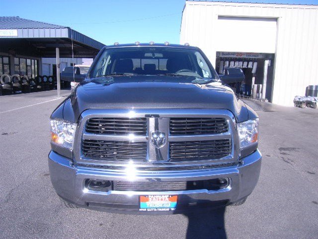 Dodge Ram 3500 4 Dr XL Extended Cab SB Unspecified