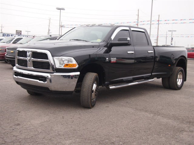 Dodge Ram 3500 2011 photo 3
