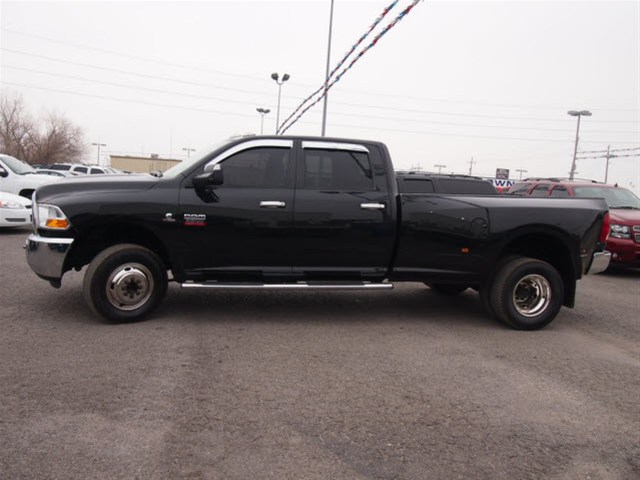 Dodge Ram 3500 2011 photo 4