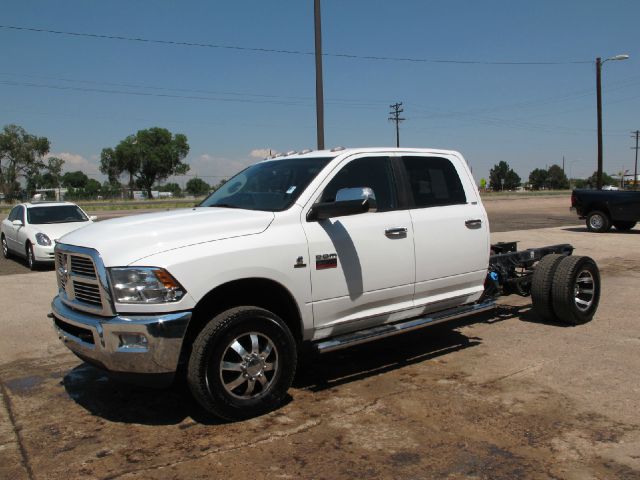 Dodge Ram 3500 2011 photo 2
