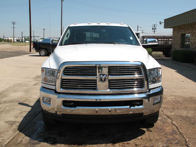 Dodge Ram 3500 2011 photo 3