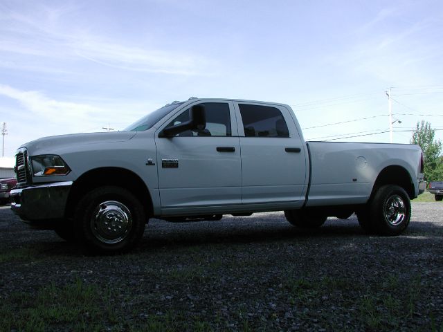 Dodge Ram 3500 2011 photo 3
