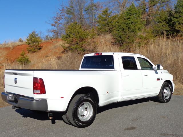 Dodge Ram 3500 2011 photo 2