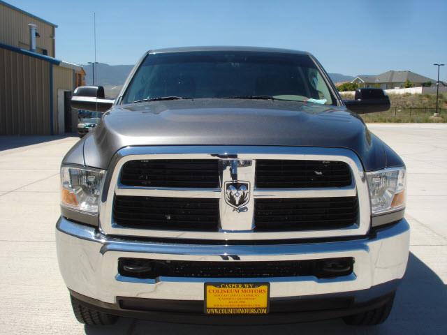 Dodge Ram 3500 2011 photo 2
