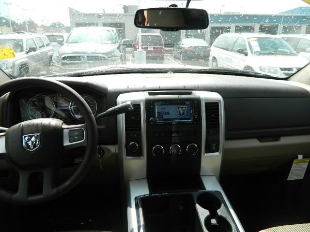 Dodge Ram 3500 2011 photo 4