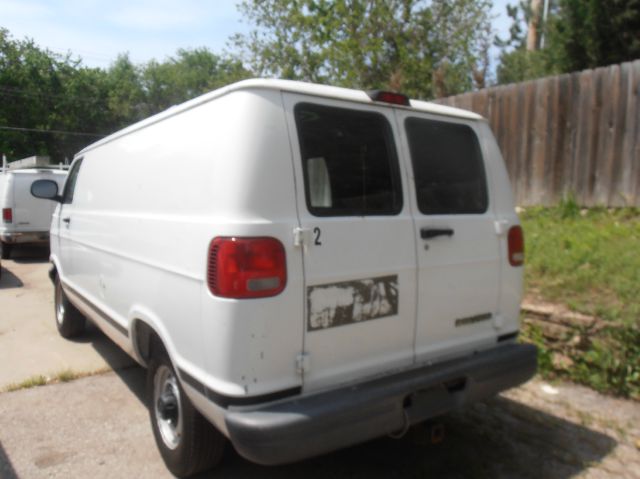 Dodge Ram Cargo 2002 photo 1