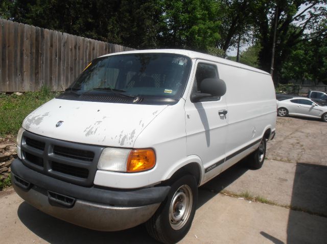 Dodge Ram Cargo 2002 photo 3