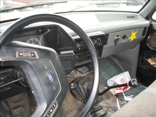 Dodge Ram Pickup 1988 photo 2
