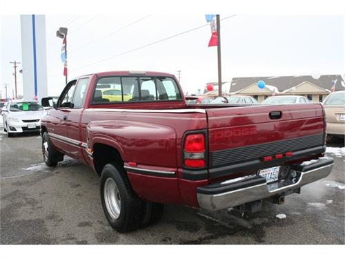 Dodge Ram Pickup 1995 photo 3