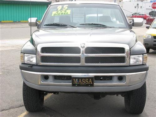 Dodge Ram Pickup 1995 photo 3