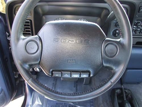 Dodge Ram Pickup 1995 photo 1