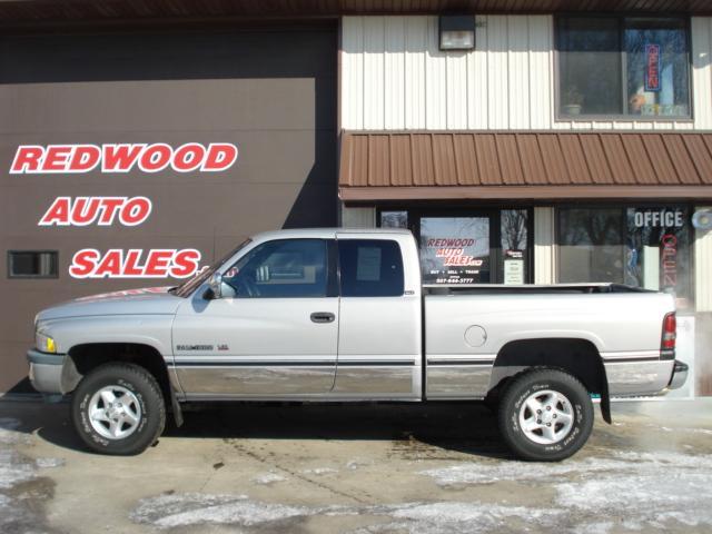 Dodge Ram Pickup SLT Pickup