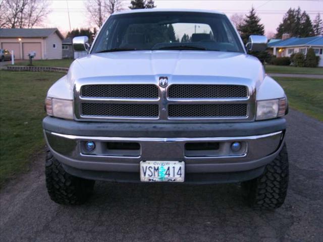 Dodge Ram Pickup 1997 photo 2