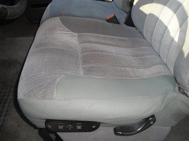 Dodge Ram Pickup 1997 photo 2