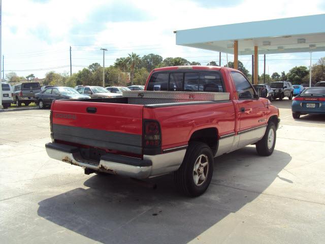 Dodge Ram Pickup SLT Pickup