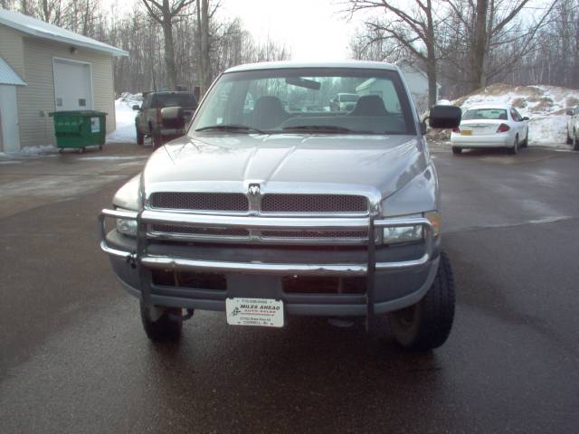 Dodge Ram Pickup 1997 photo 1