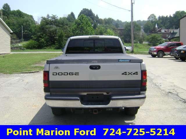 Dodge Ram Pickup 1998 photo 3