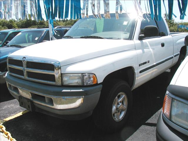 Dodge Ram Pickup 1998 photo 2