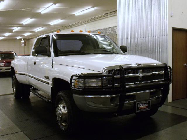 Dodge Ram Pickup 1998 photo 2