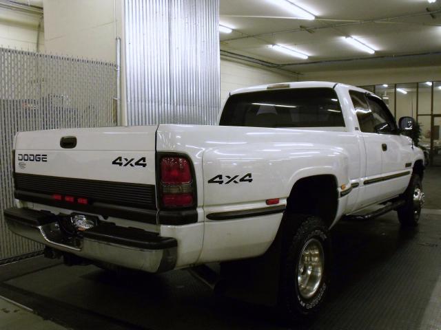 Dodge Ram Pickup 1998 photo 3