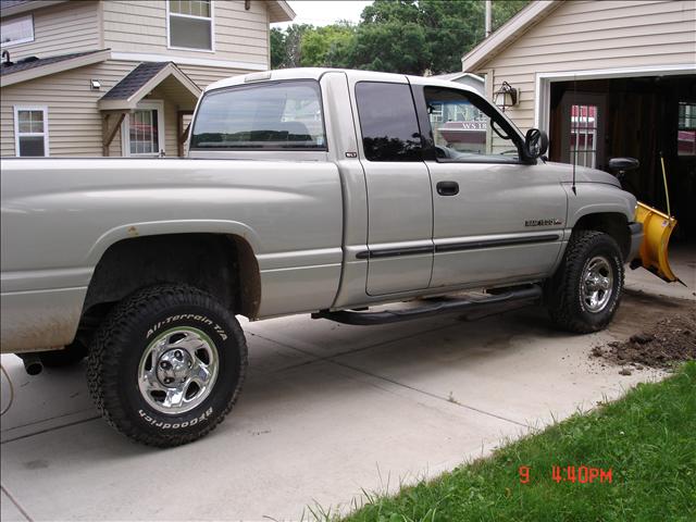 Dodge Ram Pickup 1998 photo 2