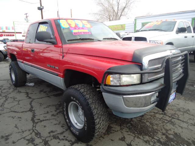 Dodge Ram Pickup Coupe LS Pickup